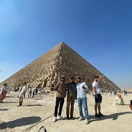 Momen Pyramids Inn Kafrat al Jabal Bagian luar foto