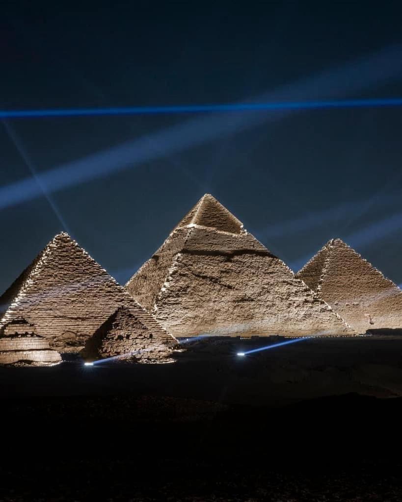 Momen Pyramids Inn Kafrat al Jabal Bagian luar foto